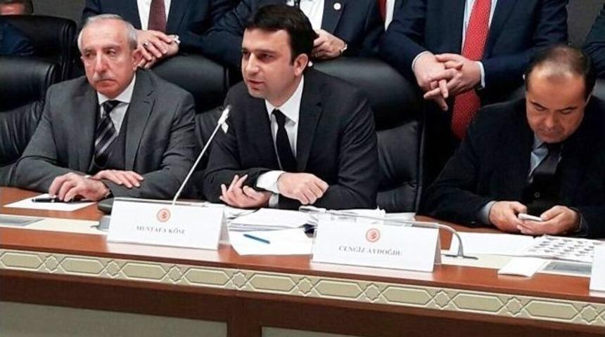 Ak Partili K&ouml;se: "rejim Değil, H&uuml;k&uuml;met Sistemi Değişecek"