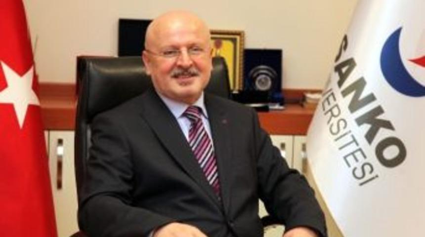 Sanko &Uuml;niversitesi Rekt&ouml;r&uuml; Prof. Dr. Sınav&rsquo;ın Yeni Yıl Mesajı