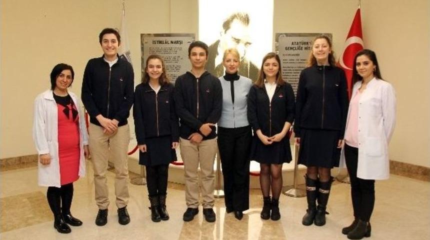 &Ouml;zel Sanko Okulları M&uuml;nazara Takımı 2. Turda