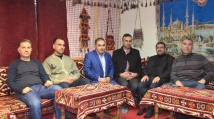 Stk&rsquo;dan Gen&ccedil;lik Merkezi M&uuml;d&uuml;r&uuml; Nebi Bulut&rsquo;a Teşekk&uuml;r Ziyareti