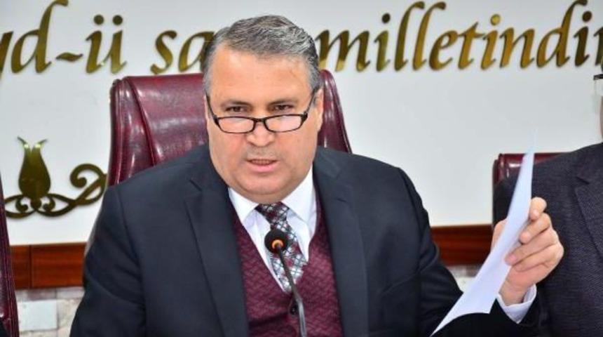 Manisa'da Fiber Optik I&ccedil;in Yapılan Kazılara Tepki