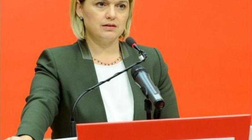 Chp S&ouml;zc&uuml;s&uuml; B&ouml;ke'den 'yeni Anayasa' A&ccedil;ıklaması: Teklif, Madde Madde D&ouml;k&uuml;lmeye Başladı