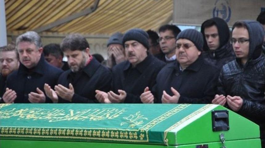 Epilepsi Hastası B&uuml;şra&rsquo;nın Cenazesi G&ouml;zyaşları Arasında Toprağa Verildi