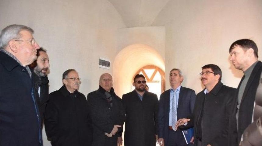 Kurşunlu Han&rsquo; Da Restorasyon &Ccedil;alışmaları Devam Ediyor