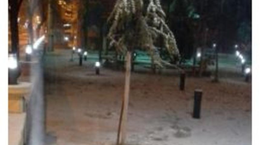 Selendi&rsquo;de Eğitime Kar Engeli