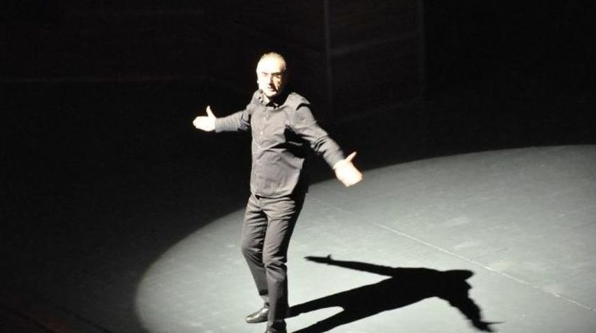 Sunay Akın, Gebze&rsquo;li Hayranlarıyla Buluştu