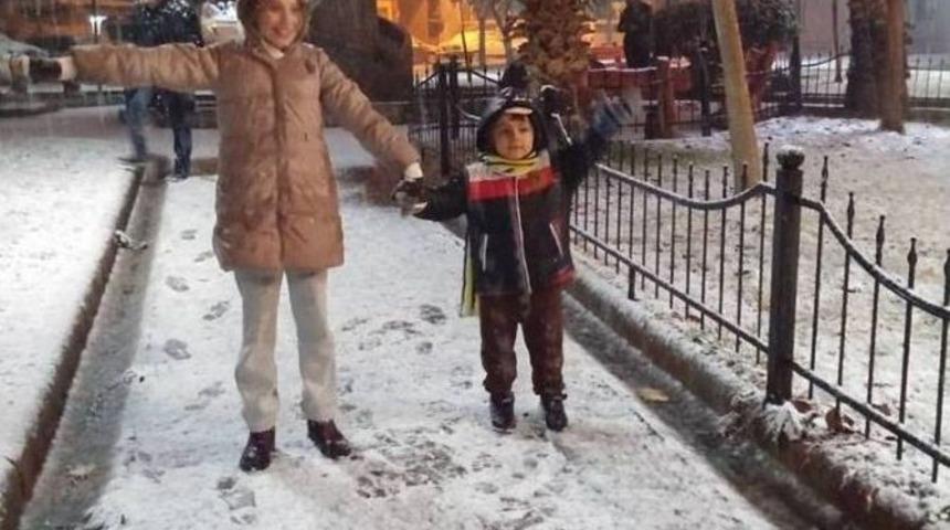 Alaşehir&rsquo;de Okullar Bir G&uuml;n Tatil