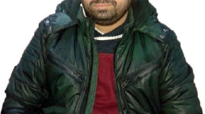 Bomba Şüphesiyle Incelenen Otomobiller Çalıntı Çıktı