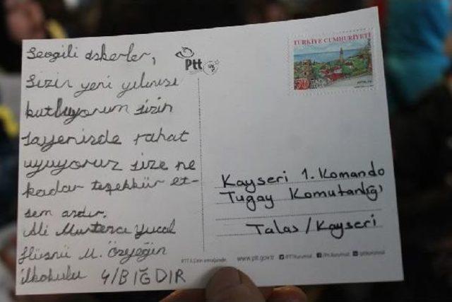 Öğrenciler, Dağ Komanda Birliğine Yılbaşı Kartı Gönderdi