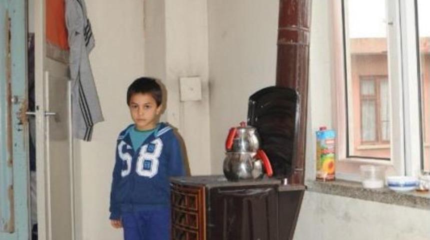 Faciayı 6 Yaşındaki Canay &Ouml;nledi