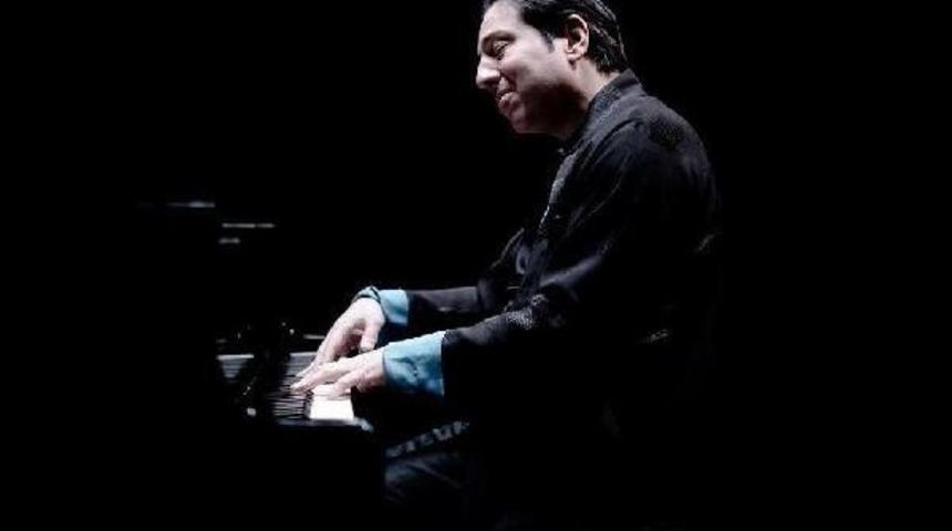 Fazıl Say, Mozart Eserleriyle İk&uuml; Sahnesinde