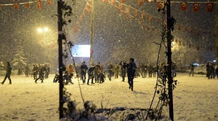 Isparta&rsquo;da Eğitime Kar Tatili