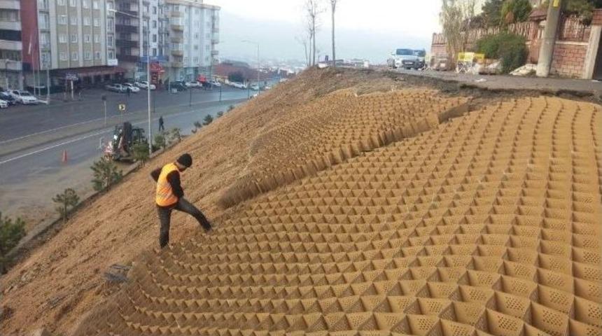 Gebze&rsquo;de Peyzaj &Ccedil;alışmaları S&uuml;r&uuml;yor