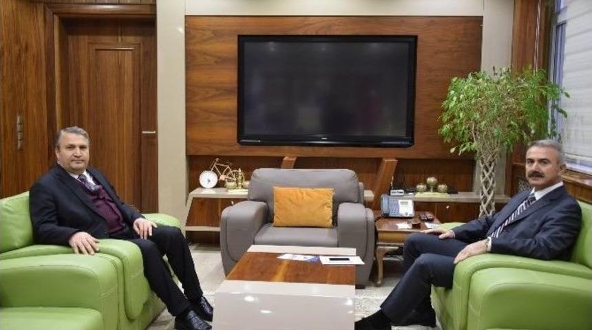 Başkan &Ccedil;er&ccedil;i, Kaymakam Erdoğdu&rsquo;yu Ağırladı