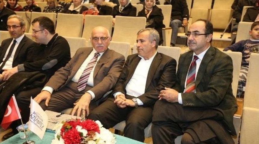 İrfan Meclisi Sohbetlerinde &ldquo;toplumu Kenetleyen G&uuml;&ccedil;l&uuml; Bağlar&rdquo; Anlatıldı