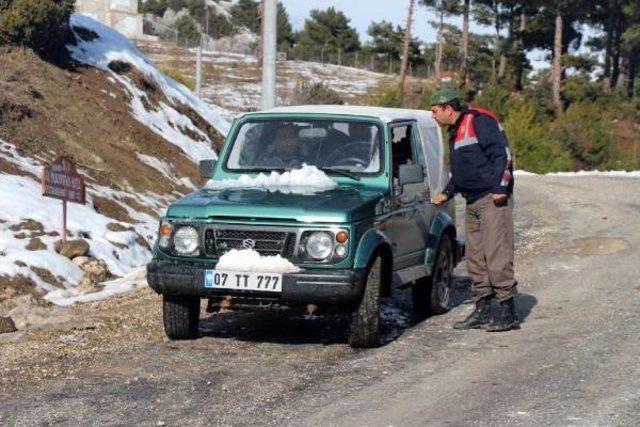  Alçıdan 'külçe Altınlar'