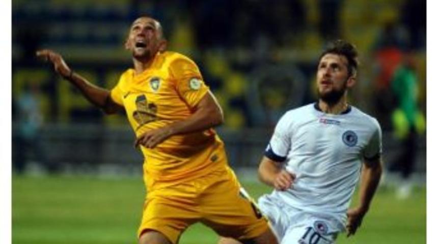 Bucaspor'un Vazge&ccedil;ilmezi Abdullah