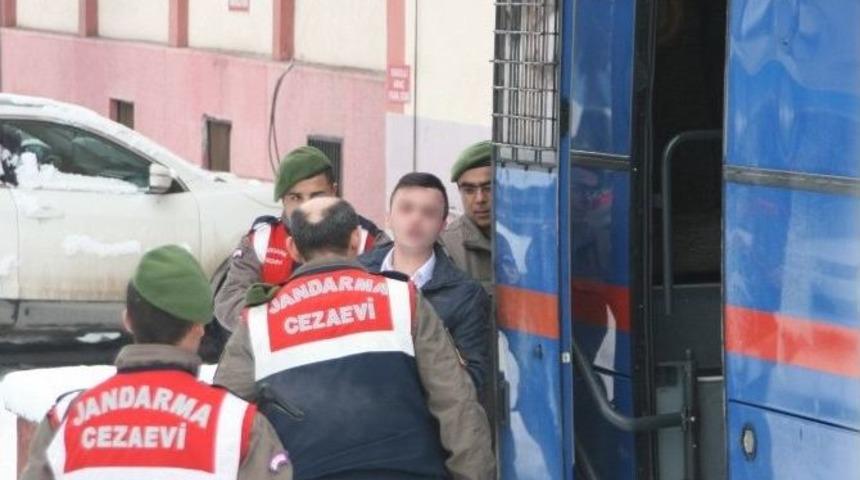 Cinsel İstismar Su&ccedil;undan Yargılanan Kardeşlere Toplam 35 Yıl Hapis Cezası