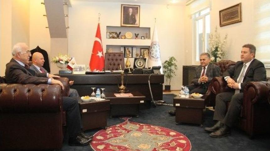 Metropol İl&ccedil;e Belediye Başkanlarından Kto&rsquo;ya Ziyaret