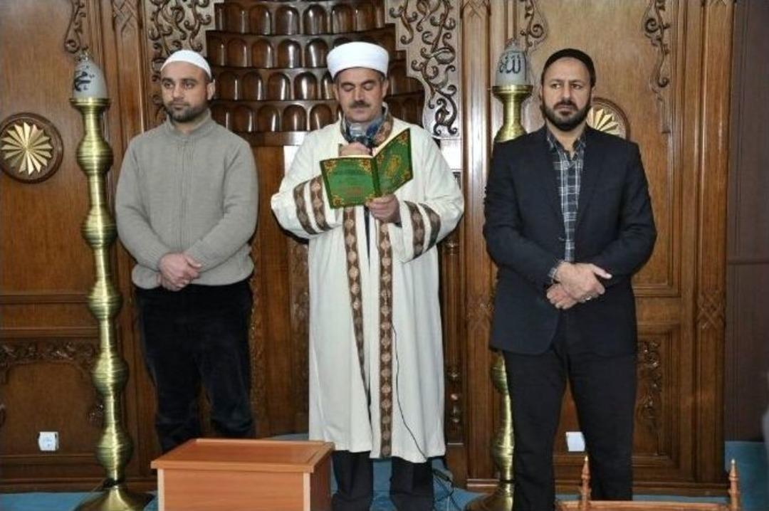 Muradiye&rsquo;de Şehitler İ&ccedil;in Mevlit Okutuldu