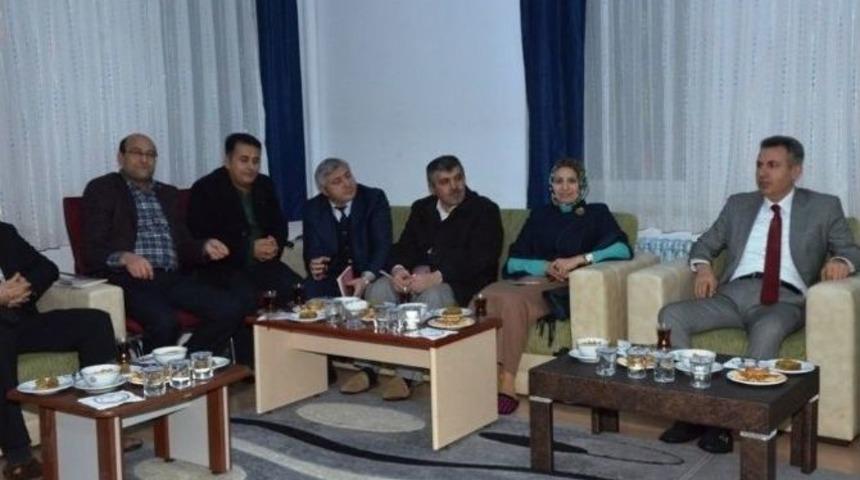 Bilecik&rsquo;te Kitap S&ouml;yleşi Programları Başladı