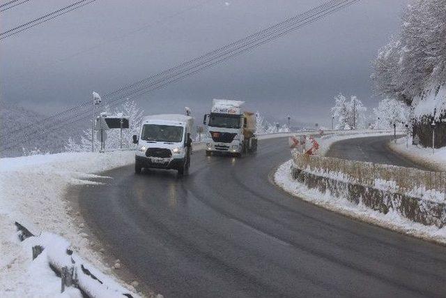 (özel Haber) Bolu Dağı Beyaz Gelinliğini Giydi