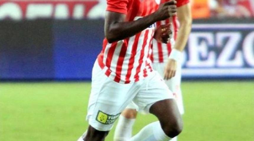  Antalyaspor, İnkoom Ve Rennie Ile Yollarını Ayırıyor
