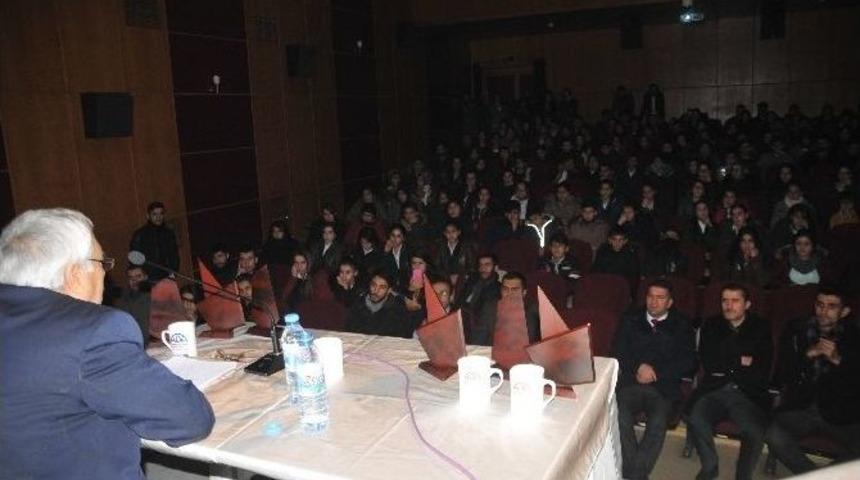 Şair Sezai Karako&ccedil; Y&uuml;ksekovalı &Ouml;ğrencilerle Buluştu