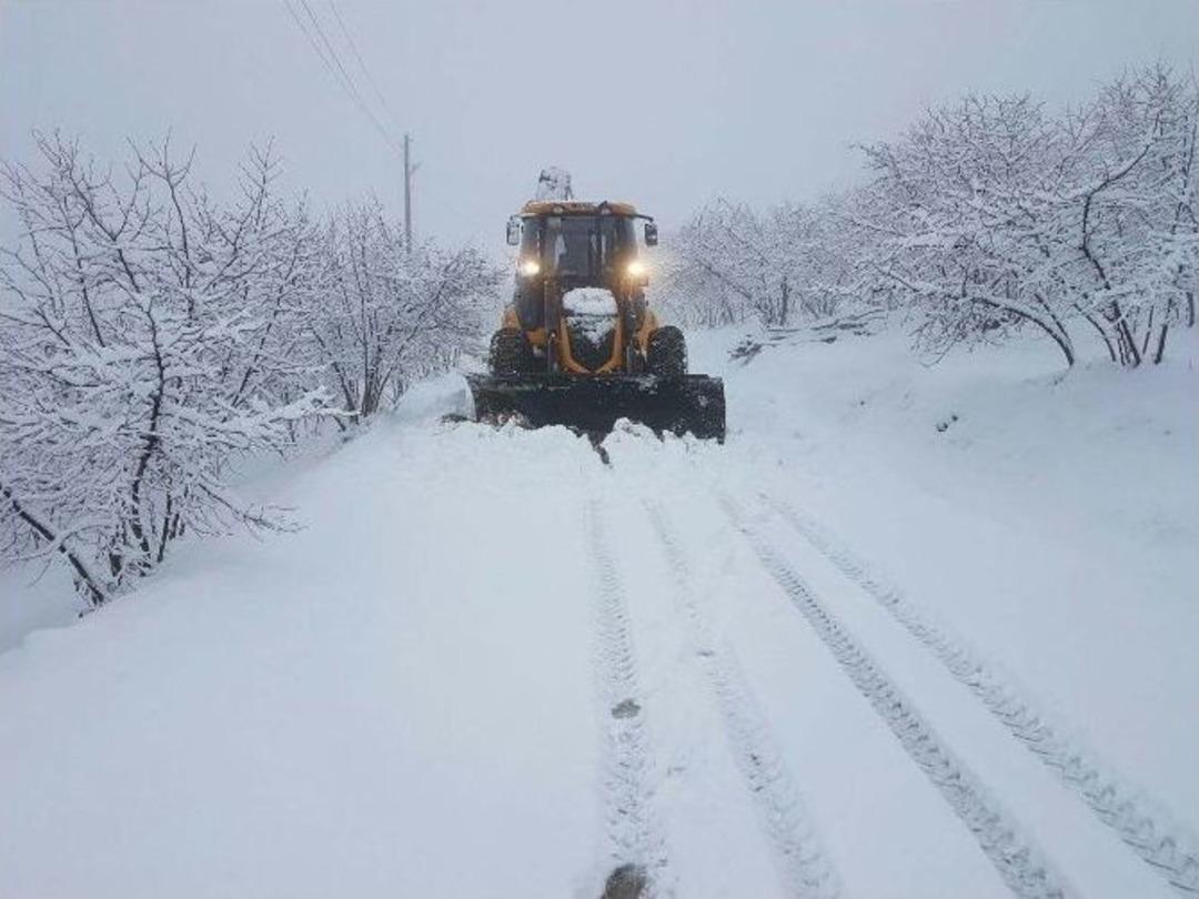 Sakarya&rsquo;nın Y&uuml;ksek Kesimlerinde Kar Etkili Oluyor