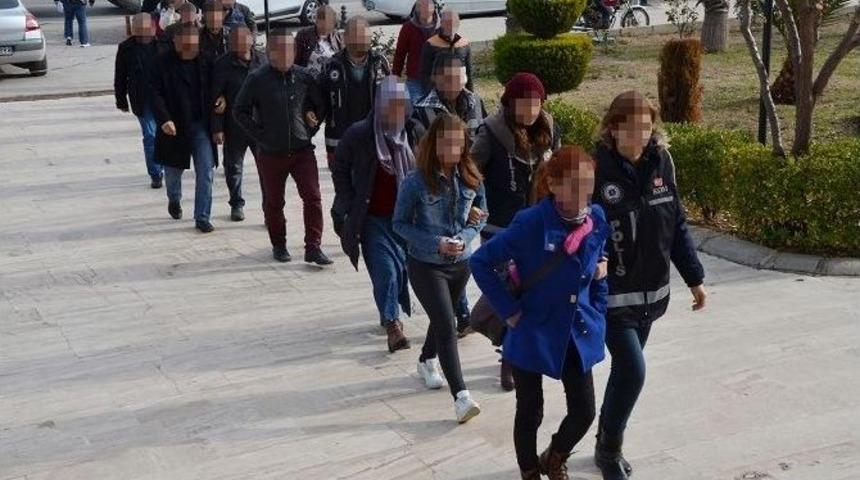 Milas&rsquo;ta T&uuml;t&uuml;n Ve Sigara Operasyonu