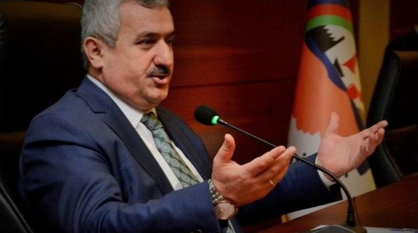 Başkan Baran, M&uuml;teahhit Ve Yapı Denetim Temsilcileriyle Buluştu