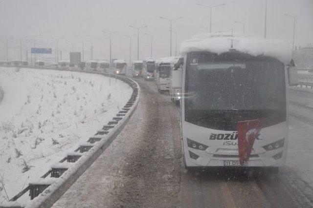 Bozüyüklü Otobüsçüler Şehitler İçin Yollarda