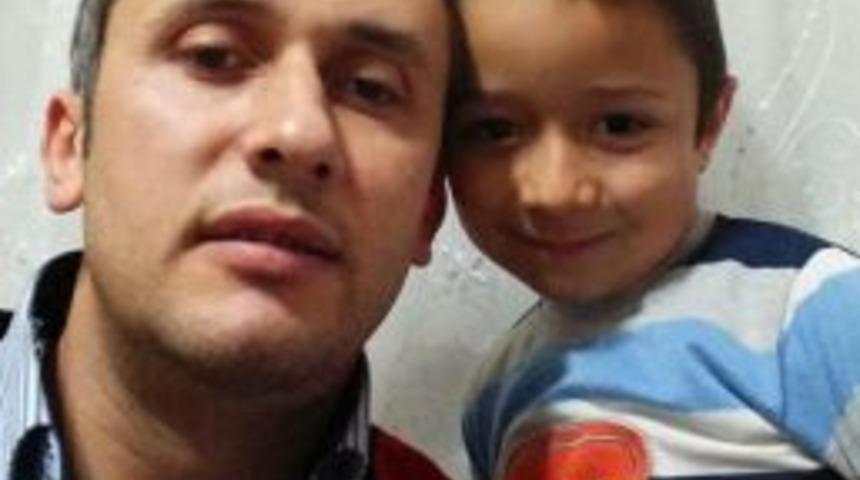 K&uuml;&ccedil;&uuml;k &Ccedil;ocuk Evinde &Ouml;l&uuml; Bulundu