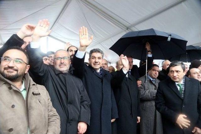 Milletvekili Burhan Kuzu: &ldquo;d&uuml;nya Rotasından &Ccedil;ıkmış, Hayvan Alemi &Ccedil;ok Daha Vicdanlı&rdquo; 1