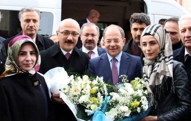 Bakan Akdağ Ve Elvan, Erzurum’da