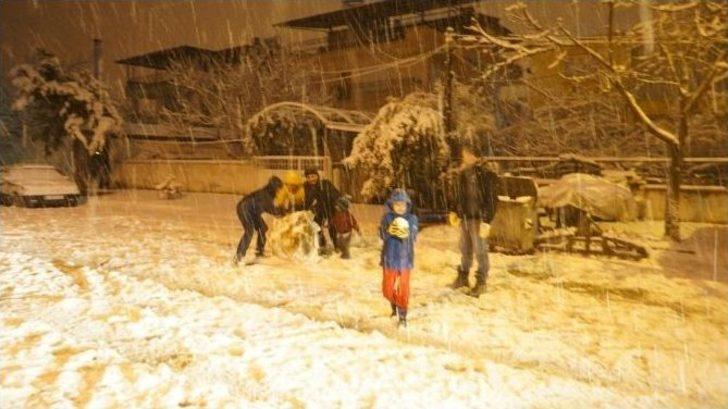 Manisa Sarıgöl’de Okullara Kar Tatili G5