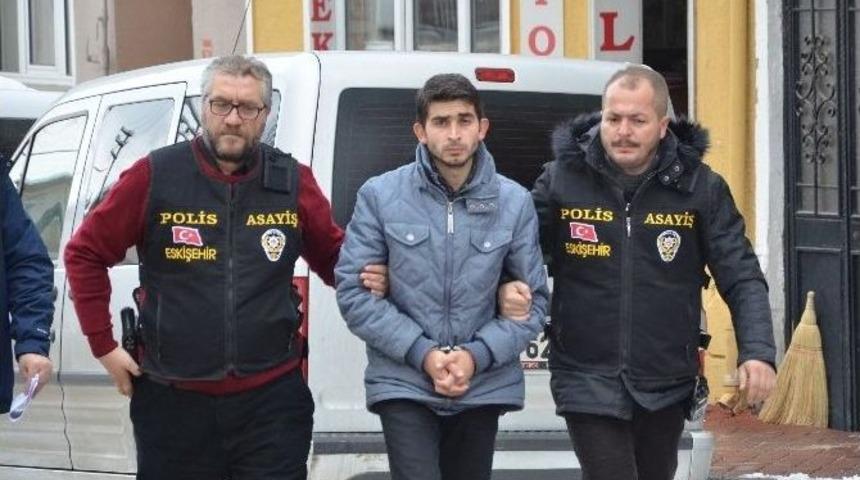 Firari Cinayet H&uuml;k&uuml;ml&uuml;s&uuml;n&uuml; Ayak İzi Yakalattı