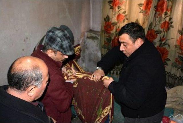 Yalnız Yaşadığı Evinde &Ouml;l&uuml; Bulundu 2