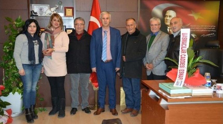 S&ouml;ke&rsquo;nin &Ccedil;arşı Esnaflarından Başkan Toyran&rsquo;a Teşekk&uuml;r