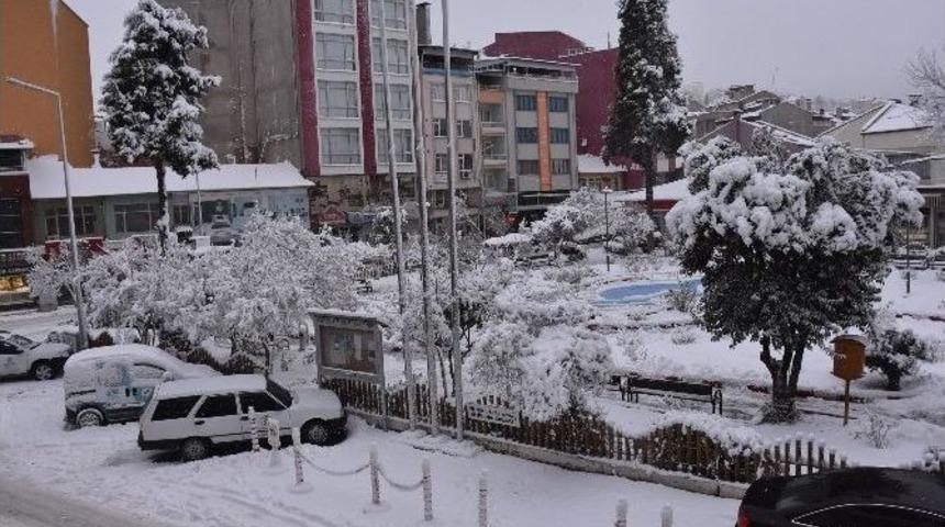 Dursunbey&rsquo;de Eğitime Bir G&uuml;n Daha Ara Verildi