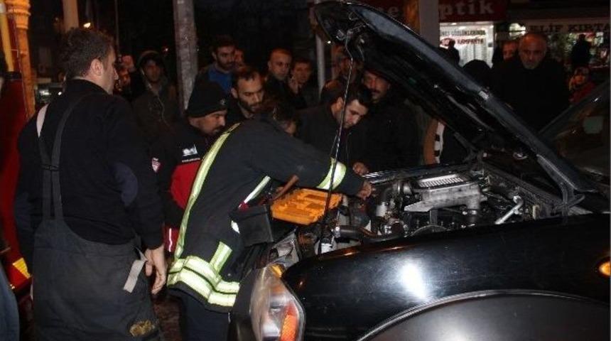 Seyir Halindeki Otomobil Alev Aldı