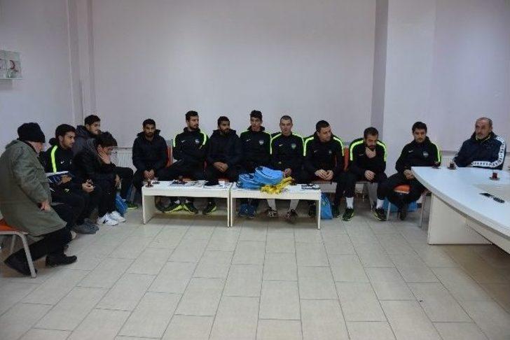 Büyükşehir Belediyesi’nden Malkara 14 Kasım Spor Kulübü Futbol Takımına Malzeme Desteği G4