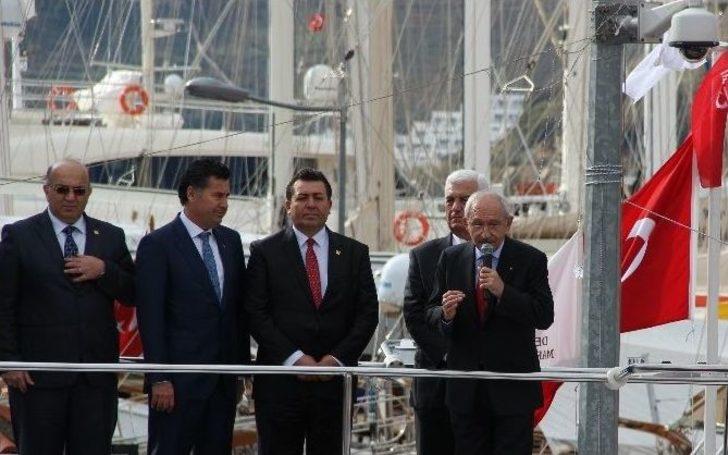 Kılıçdaroğlu, Köyde Gözleme Yiyip Ayran İçti G4