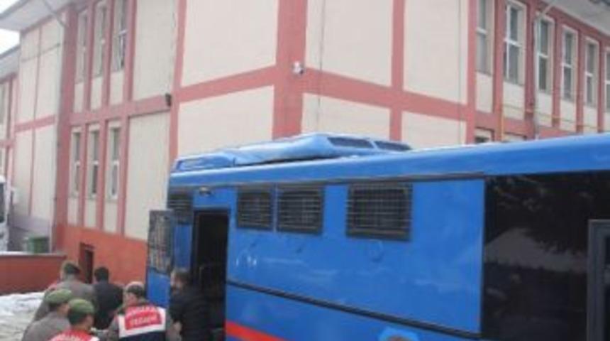 Bolu&rsquo;daki Pkk Davasında 4 Tahliye