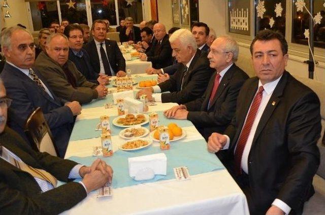 Kılıçdaroğlu, Milas’ta Muhtarlar Ve Stk’larla Buluştu