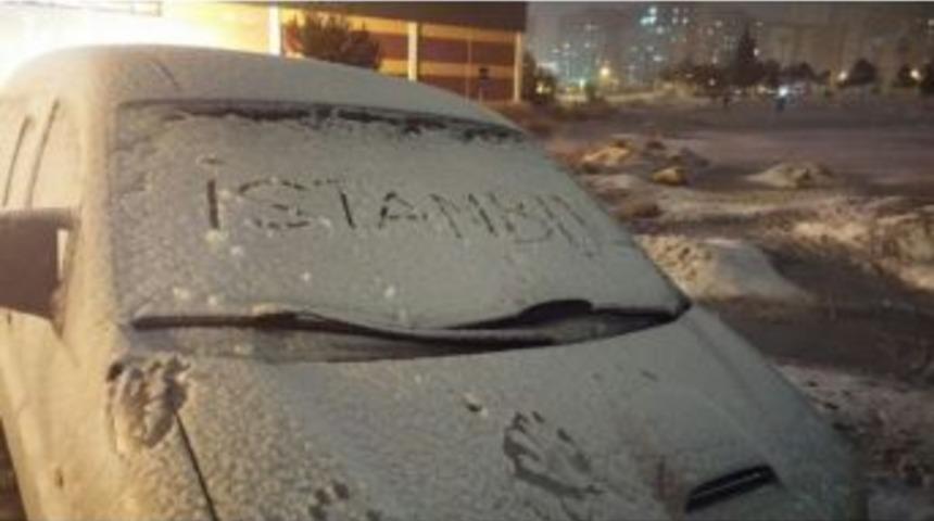 Beylikdüzü Beyaza Büründü