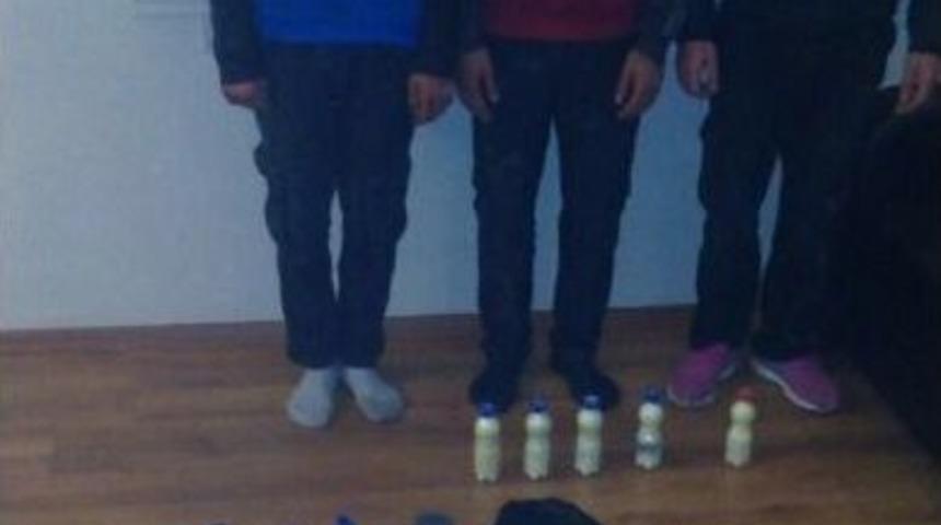 Adana&rsquo;da 3 Kişi, El Yapımı Bomba Yaparken Yakalandı