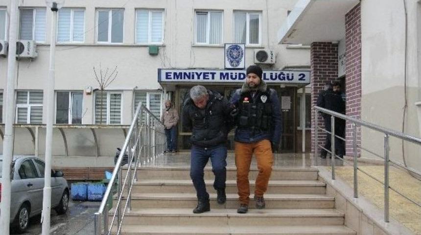 Uyuşturucu Satıcısı Tır Şof&ouml;r&uuml;n&uuml;n Pişkinliği