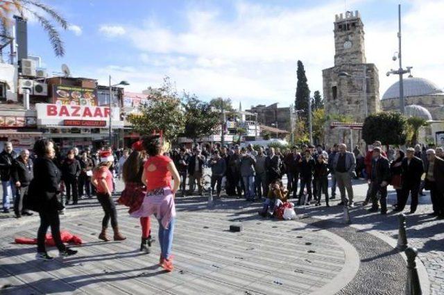 Zumba Dansıyla 'savaşa Hayır' Dediler