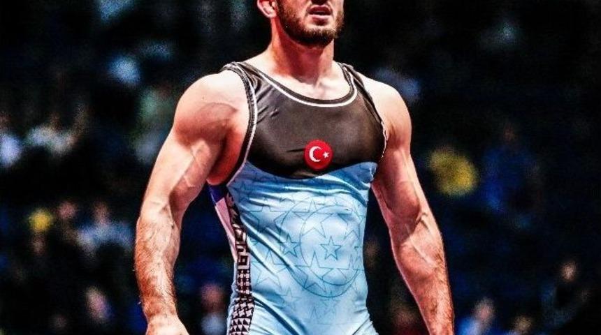 G&uuml;reş Milli Takımı&rsquo;nın Yeni Mayoları Belli Oldu